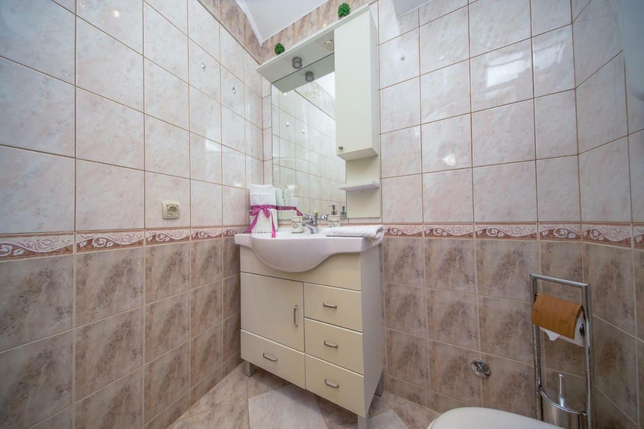 Apartment Stara Kuca Мали Стон Екстериор снимка