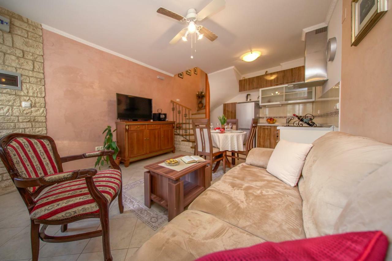 Apartment Stara Kuca Мали Стон Екстериор снимка
